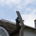 Инспекция "навестила" строителей, работавших на крыше без страховки