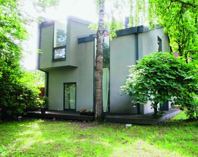 Tomomi Hayashi ja Liis Voksepa projekteeritud “Muusiku maja” Tallinna kesklinnas.