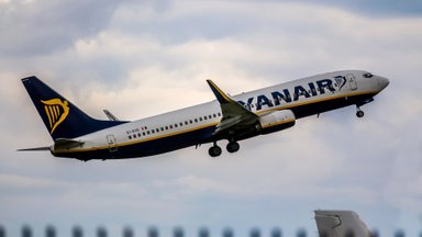 Ryanairi kasum vähenes pea poole võrra