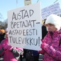 Учителя грозятся устроить забастовку, если правительство не поднимет им зарплаты