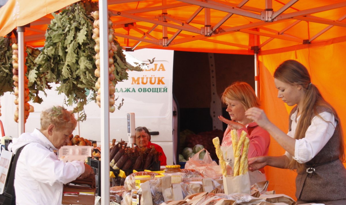 В Кохтла-Ярве открылся рынок местных продуктов.