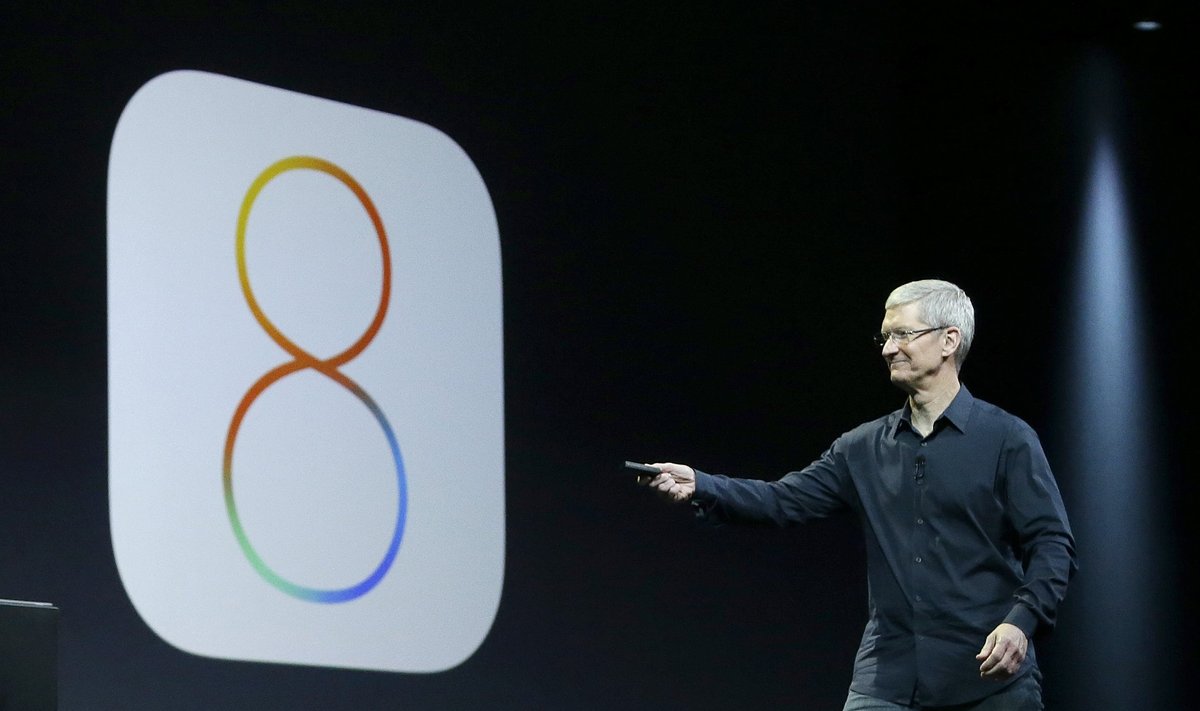 Apple tegevjuht Tim Cook iOS 8 esitlusel San Franciscos