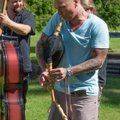 Eesti esirokkar ei sõrmitse ainult kitarri: "Tanel Padar ja sõbrad" jõuab täna Lahemaale ja pihku haaratakse torupill