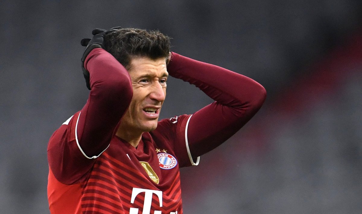 Robert Lewandowski lõi küll värava, kuid Bayernit see kaotusest ei päästnud.