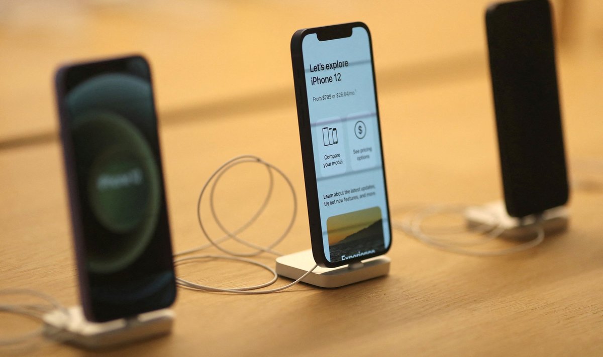 iPhone12