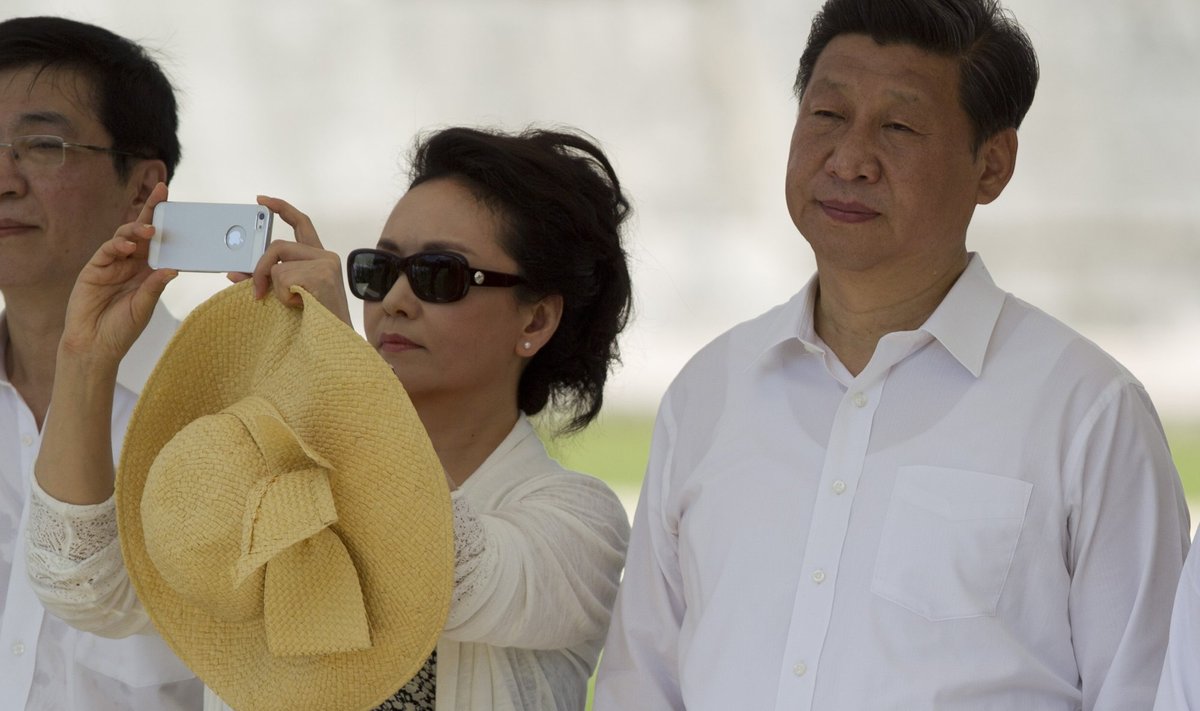  Xi Jinping abikaasa Peng Liyuaniga