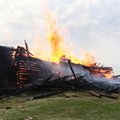 VIDEOD | Venemaa Karjalas põles maha 18. sajandist pärit ainulaadne puukirik