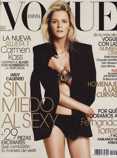 Carmen Kass 2009.aastal Hispaania Vogue kaanel.