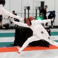 Россия решила не отправлять получивших допуск фехтовальщиков за рубеж