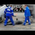 ВИДЕО: В Пензе два человека сварились заживо, когда их автомобиль провалился в яму с кипятком
