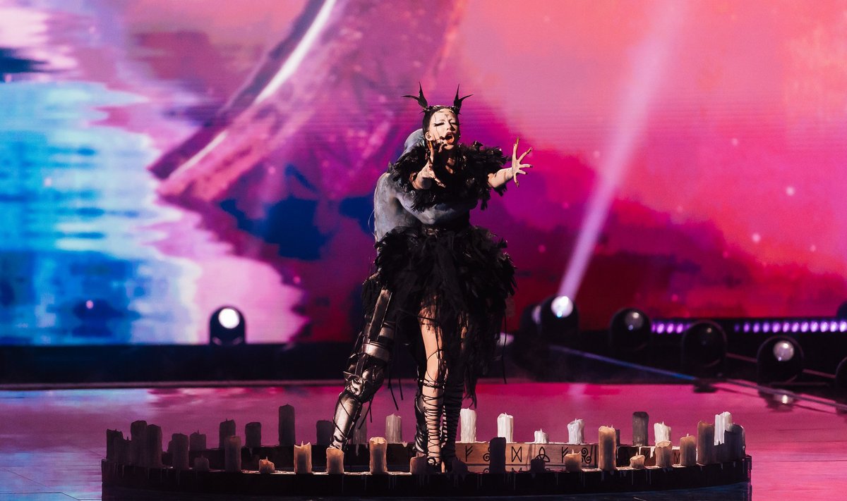 Eurovision 2024 finaal - Iirimaa laulja Bambie Thug