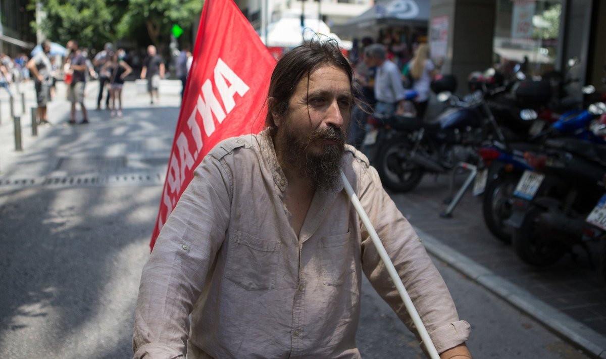 Keskpäevane meeleavaldus Ateena tänavatel