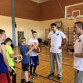 Halliku korvpallikooli suvelaagris käisid külas Veideman ja Kanter