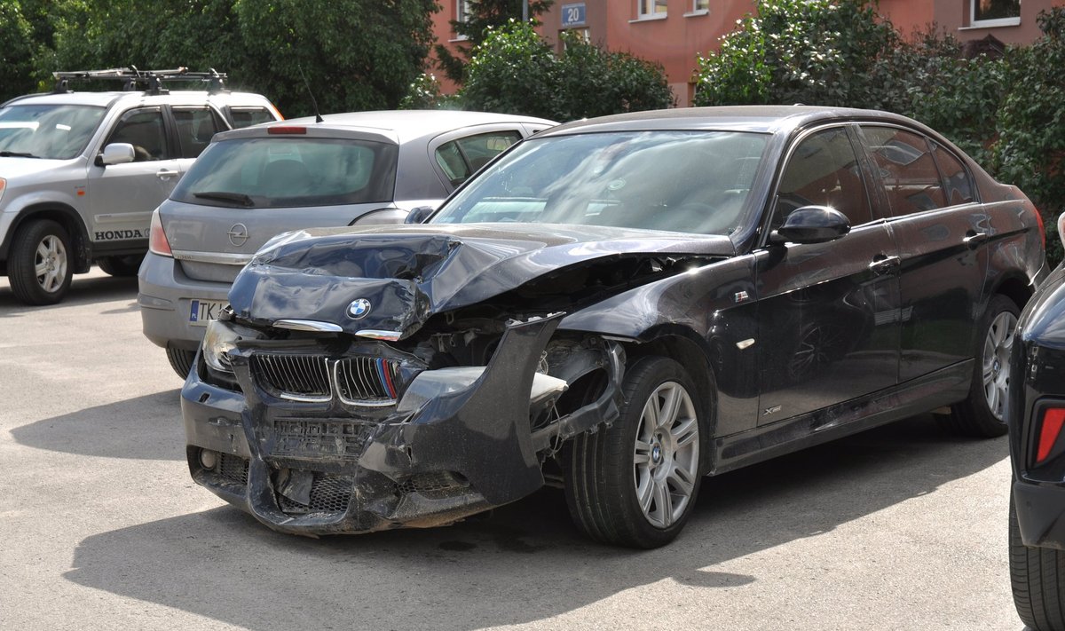 Eestis saavad enim kahjustada BMW automärgiga autod.
