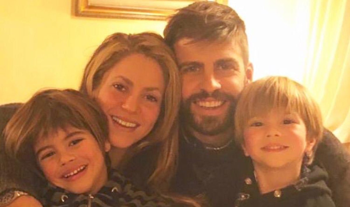 Shakira ja Gerard oma kahe pojaga 2018. aastal.