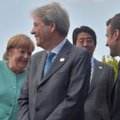 G7 tippkohtumine: Trump järgnes jalutavatele riigipeadele golfiautoga