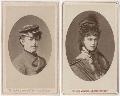 Tudengid naisteriietes 19. sajandi lõpul