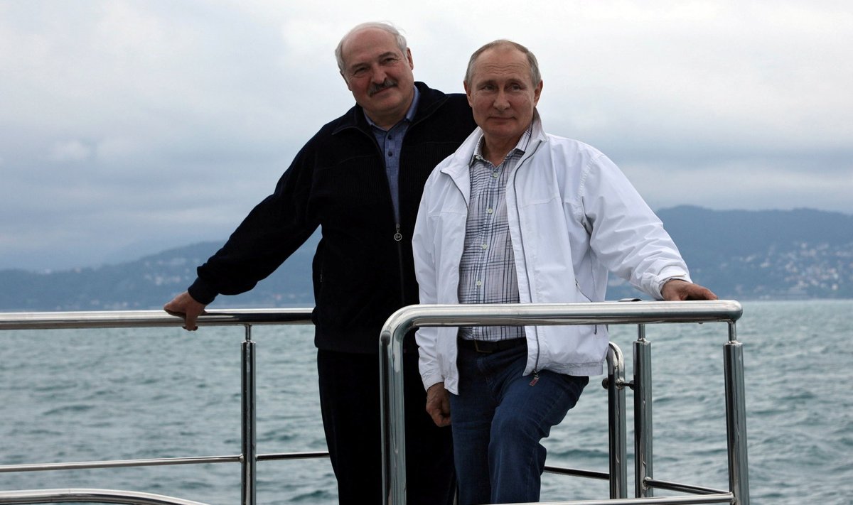 Vanad sõbrad Aleksandr Lukašenka ja Vladimir Putin.