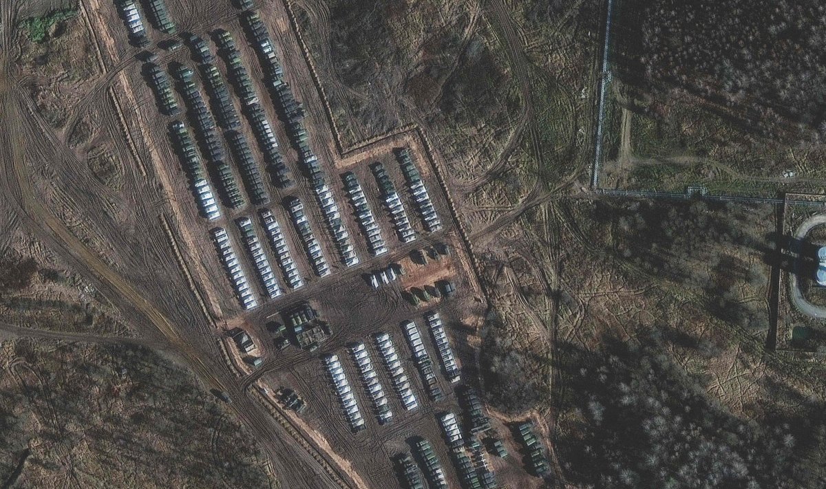Vene tankid Smolenski oblastis on valmis Ukrainasse tungima