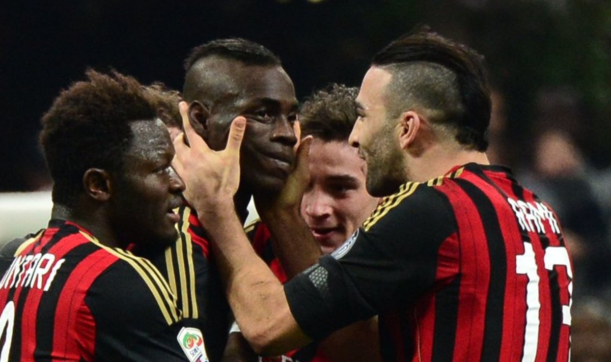 Adil Rami pidi Mario Balotelli nägu vägisi naerule ajama. 