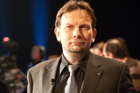 MAREK STRANDBERG: Wikipedia andmetel Eesti poliitik, materjaliteadlane, ärimees ja karikaturist.