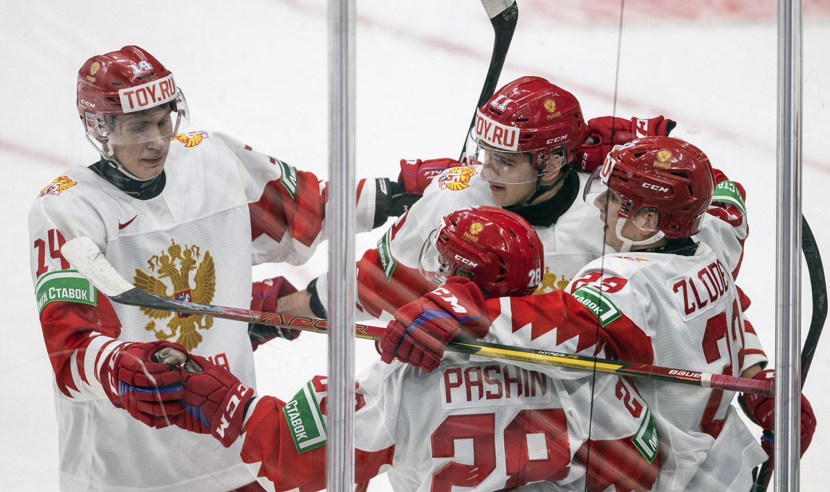 Venemaa U20 hokikoondislased Edmontonis.