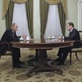 Putin ja Medvedev kaalusid kaitseministri tagandamist mitu päeva