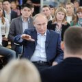 Избирательный рейтинг Путина замер на грани второго тура