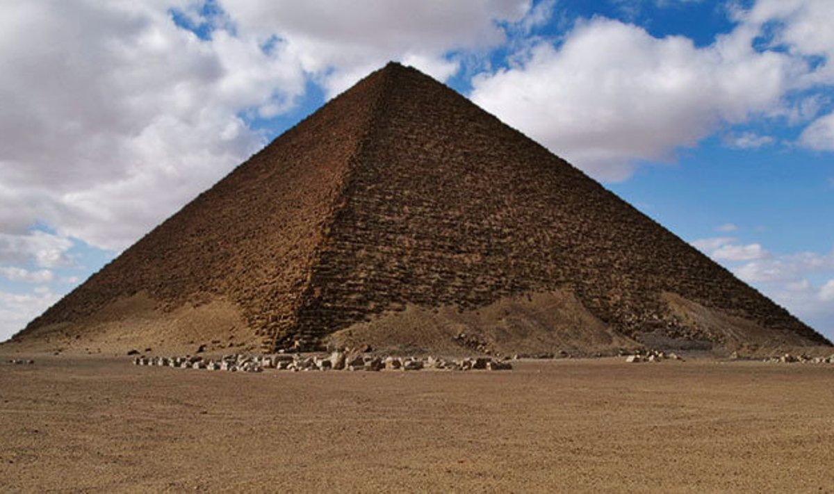 Dahshuri punane püramiid