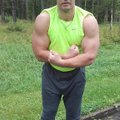 FOTOD | Ülehomme 40-aastaseks saav Andrus Värnik demonstreerib vägevat musklit