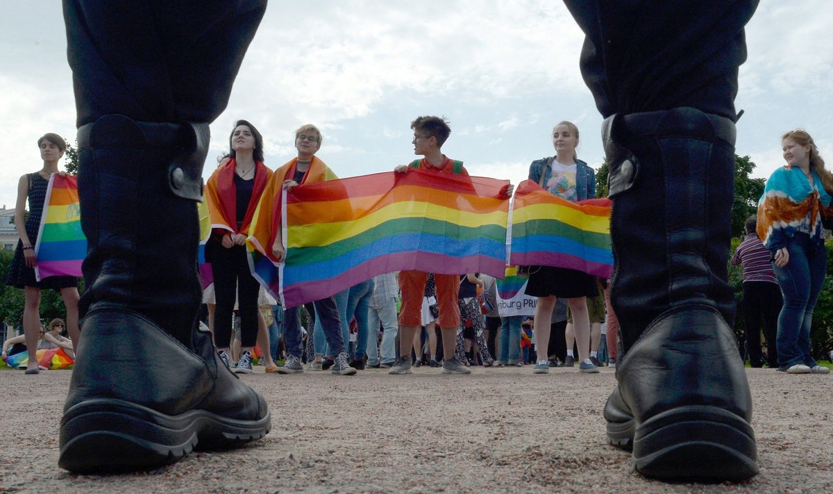 2017. aasta LGBT+ paraad Peterburis.