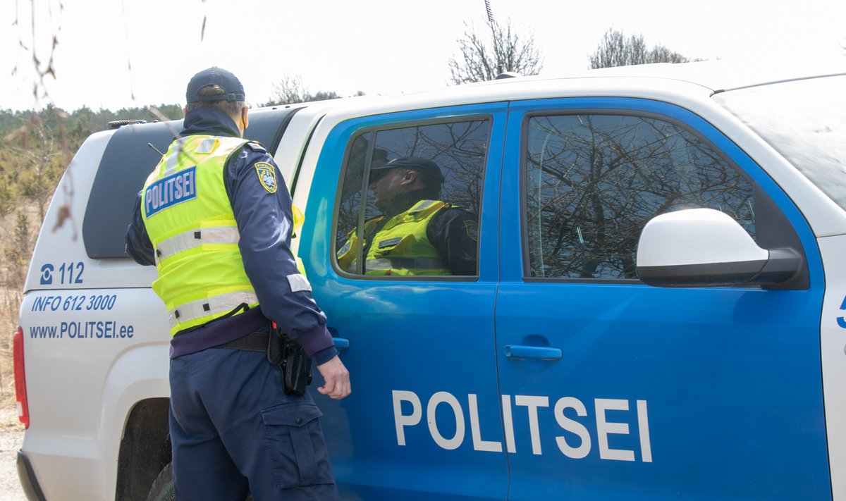Liiklustalgutel Kuressaares ja Saaremaal kontrollis politsei liiklust  eri paikades.Eriline rõhk pandi kiiruse kontrollile