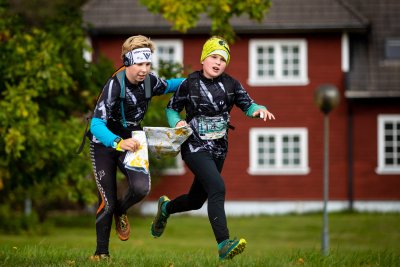 Alates umbes kümnendast eluaastast saavad lapsed orienteerumisrajal juba iseseisvalt edukalt hakkama.