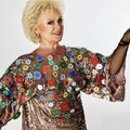 ERAKORDNE MOESEERIA | Tants kestab veel! 68. sünnipäeva tähistav Anne Veski naudib modellirolli