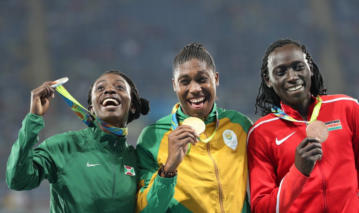 Vasakult: Francine Niyonsaba, Caster Semenya, Margaret Nyairera Wambui 