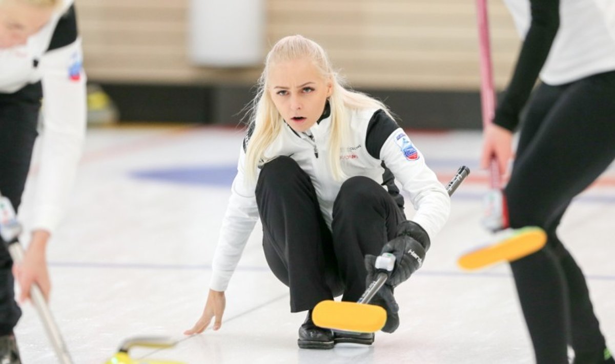 Eesti curlingunaiskond võitis B-grupis pronksmedali.