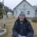Мужчина в инвалидном кресле услышал от соседа, что RMK выставил его дом на продажу