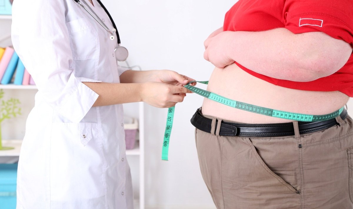 Kaalukeskus ootame konsultatsioonile kõiki patsiente, kelle rasvumisest tingitud terviseseisundi muutused on piisavad, et vastata kaalukirurgia üldtunnustatud näidustustele.
