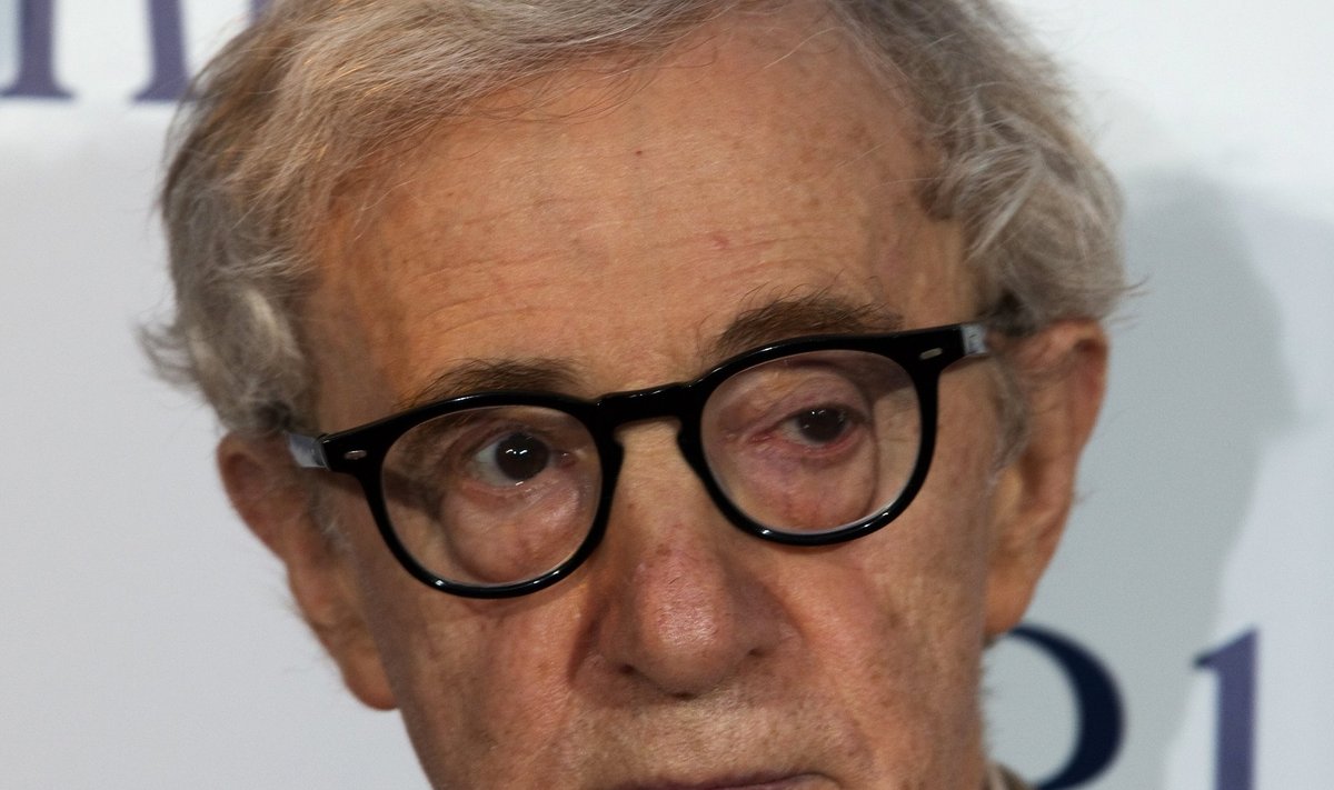 Lavastaja Woody Allen