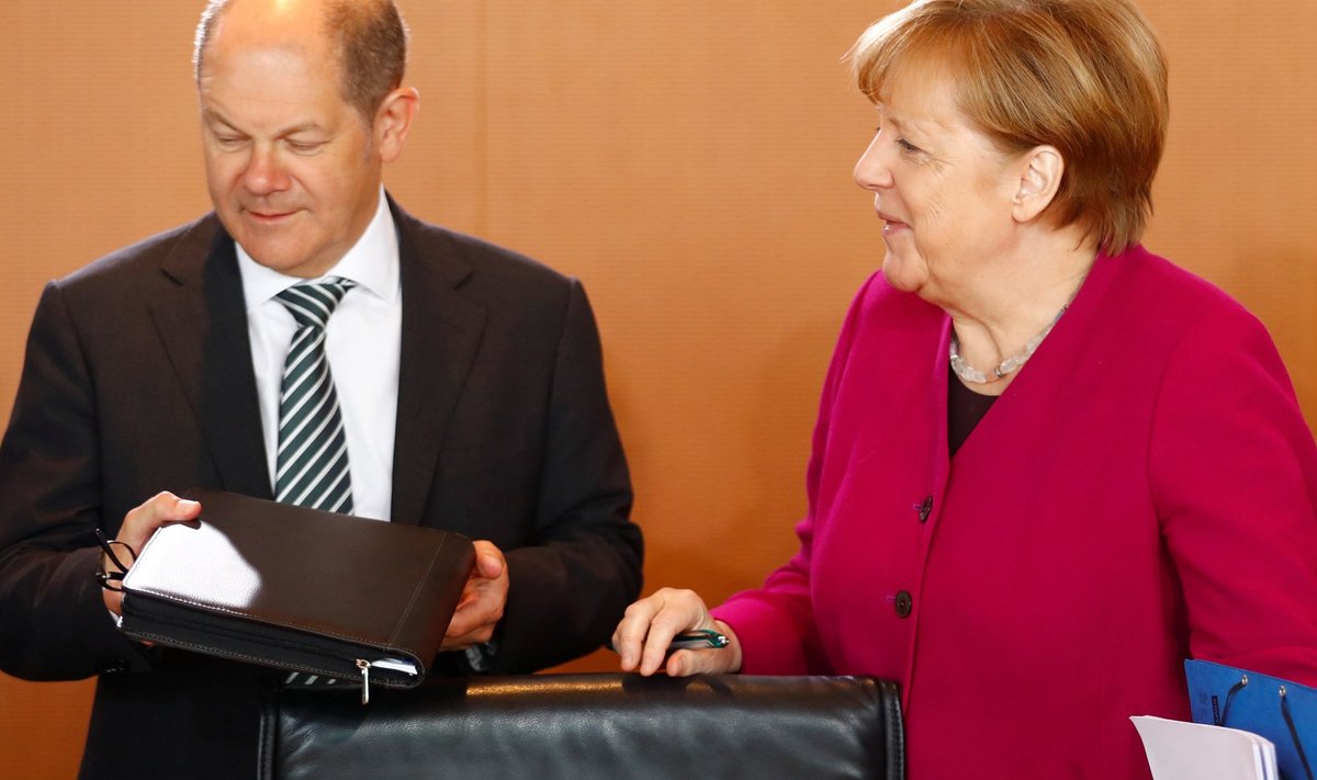 Scholz ja Merkel