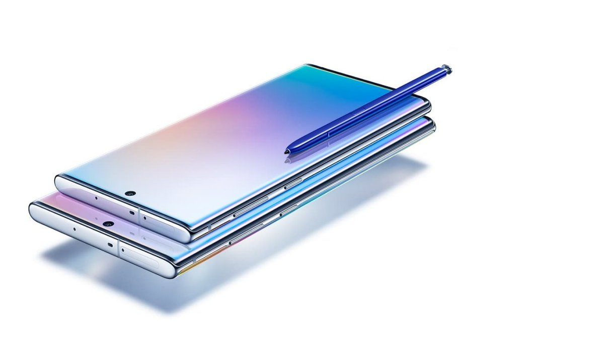 Samsung tutvustas koguni kaht telefoni S10 ja S10+, millel on veelgi suurem ekraan.