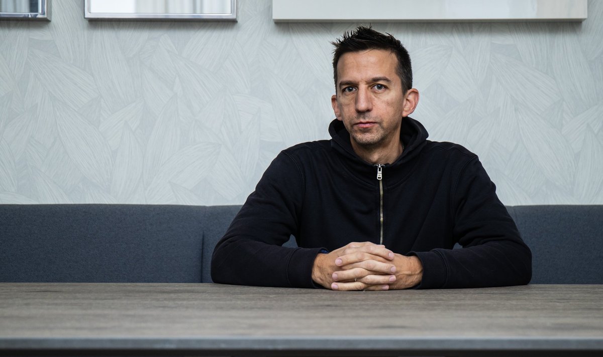 Matías Bize „Karistuses“ harutatakse lahti ema ja isa vastakad tunded lapsevanemaks olemise kohta.