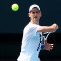 Uus pööre Djokovici skandaalis: Austraalia võimud kahtlustavad esireketit valeandmete esitamises