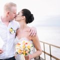 MEENUTUS | Siis, kui kõik oli veel helgem: vaata, kuidas Mihkel ja Polina Mattisen kahekesi Balil abiellusid