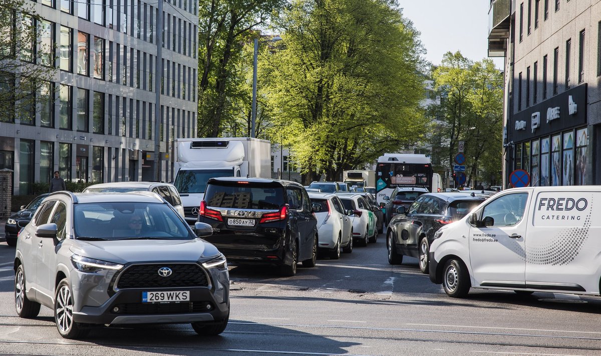 On teada, et transport on Tallinnas suurimaks õhusaaste allikaks.