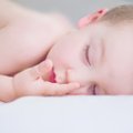 Unetud ööd on paljude emade jaoks valus teema! Põhjalik õpetus, kuidas mudilane lõpuks ometi öö läbi magama õpetada
