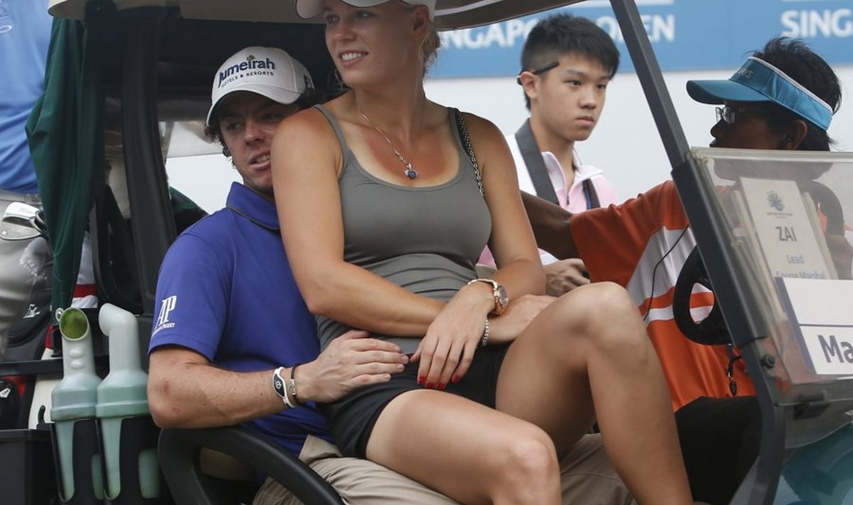 Caroline Wozniacki koos golfikuulsusest vastse kihlatu Rory McIlroyga