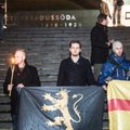 FOTO: EKRE tõrvikumarsil osales ka avalikult natsismiga seostatud Rootsi noorteorganisatsioon