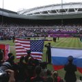 VIDEO: Püha müristus: Serena Williamsi autasustamise ajal kukkus lipp varda küljest alla