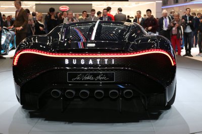 Genfer Autosalon Bugatti zeigt teuersten Neuwagen der Welt Bugatti La Voiture Noire Unikat auf Bas